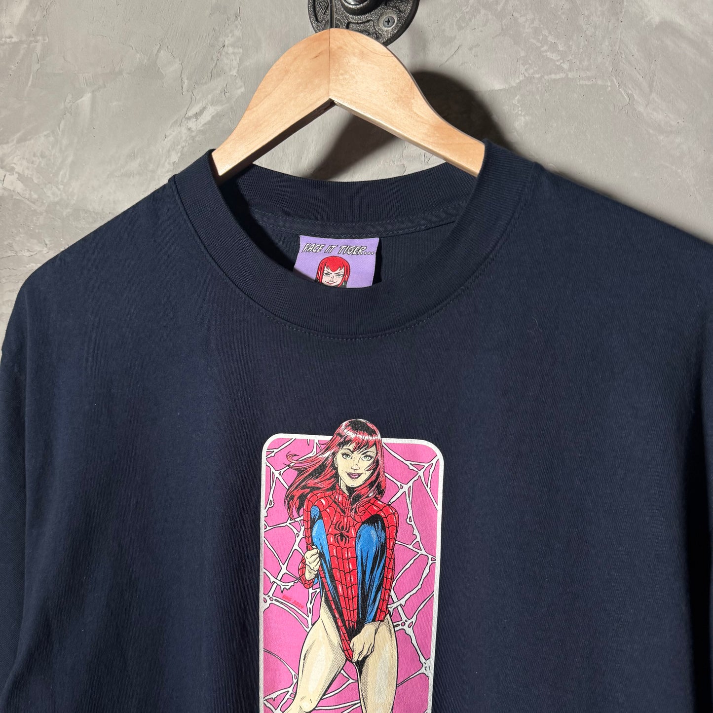 Single sided shirt medium