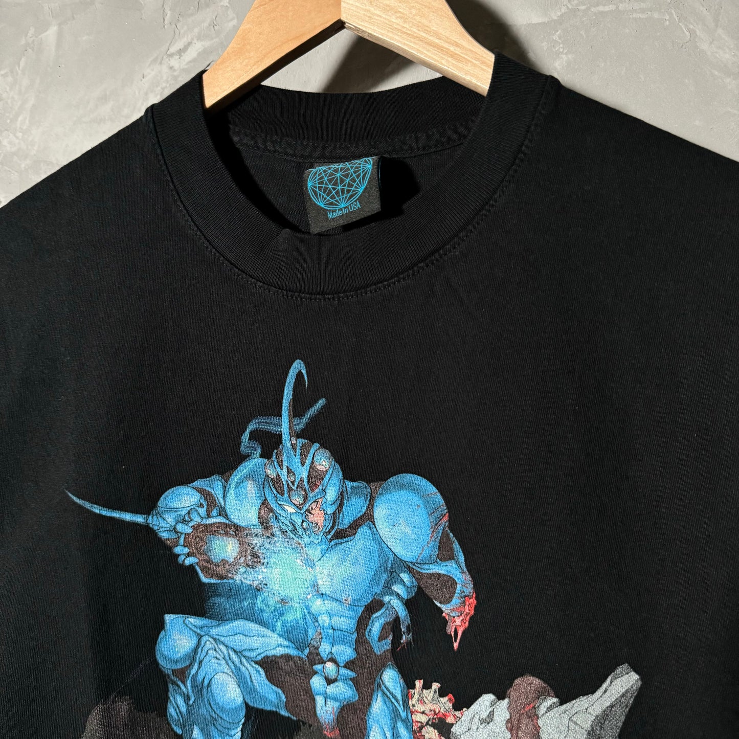 Single sided shirt medium