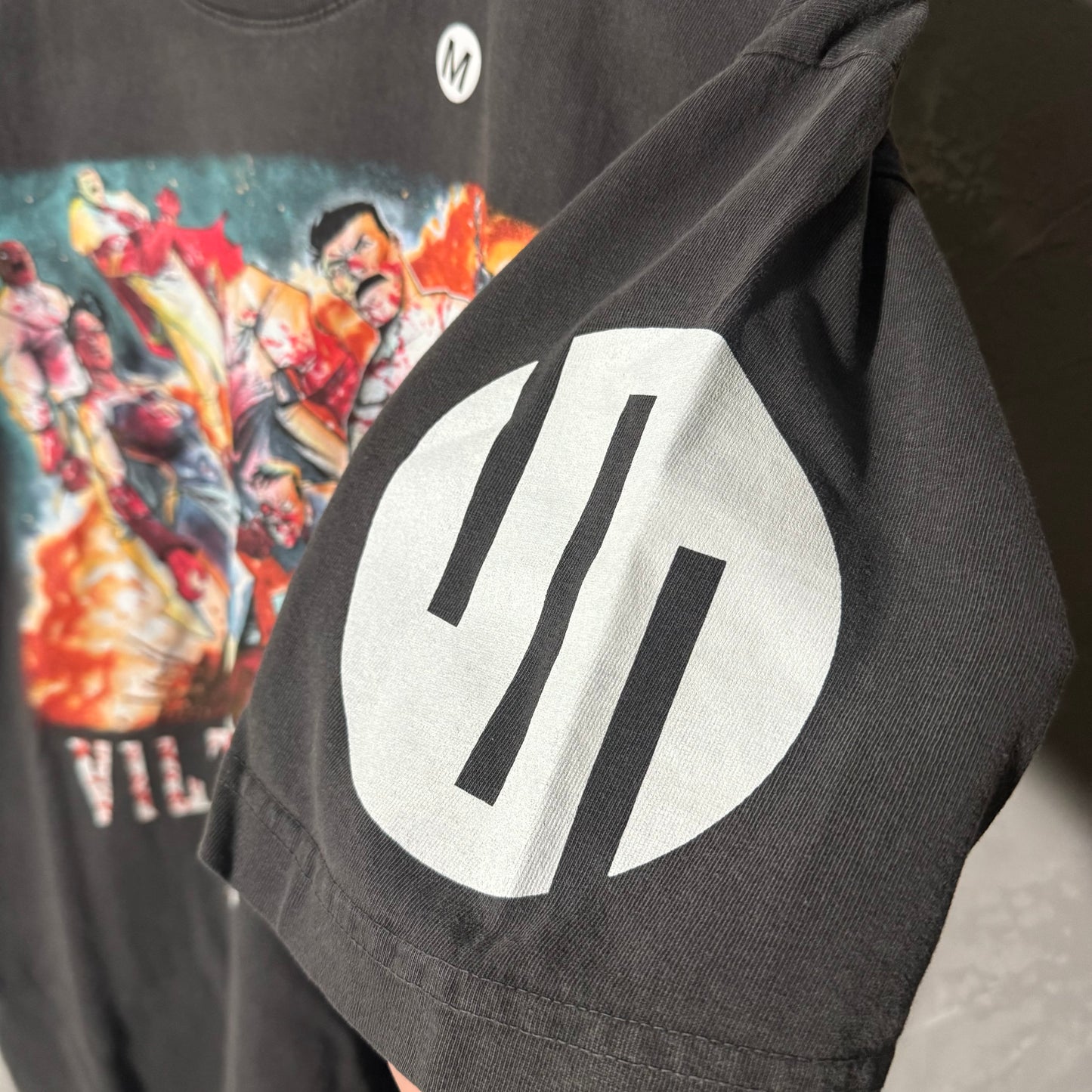 Single sided shirt medium
