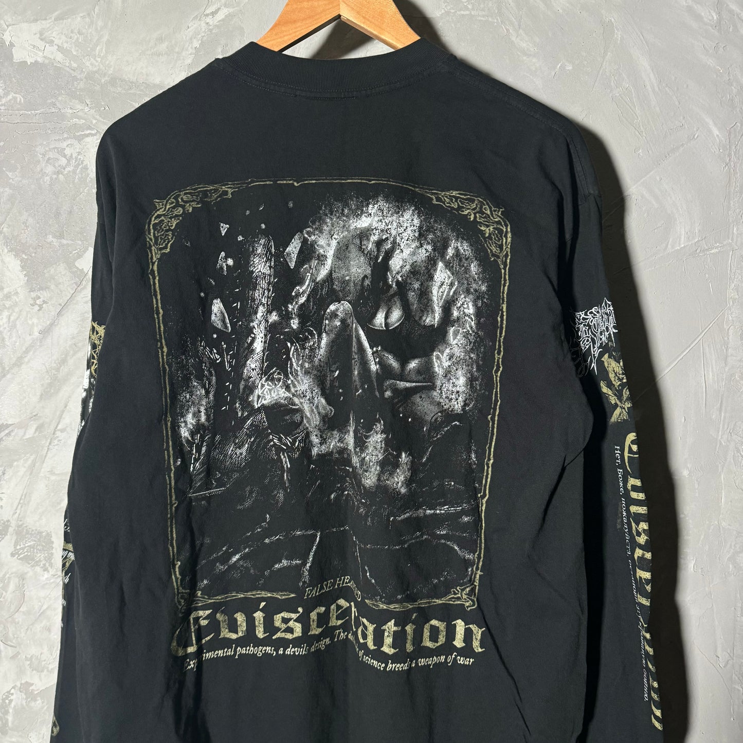 Double sided longsleeve shirt large